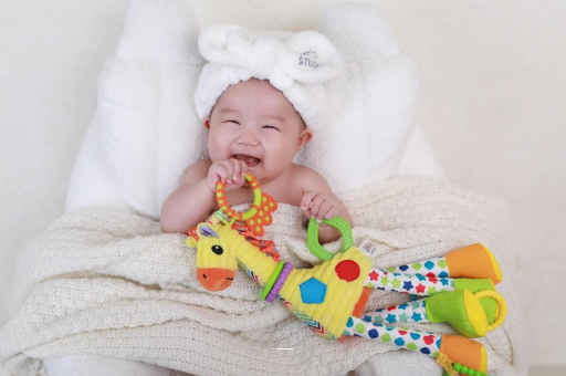 池州1岁宝宝流鼻涕打喷嚏